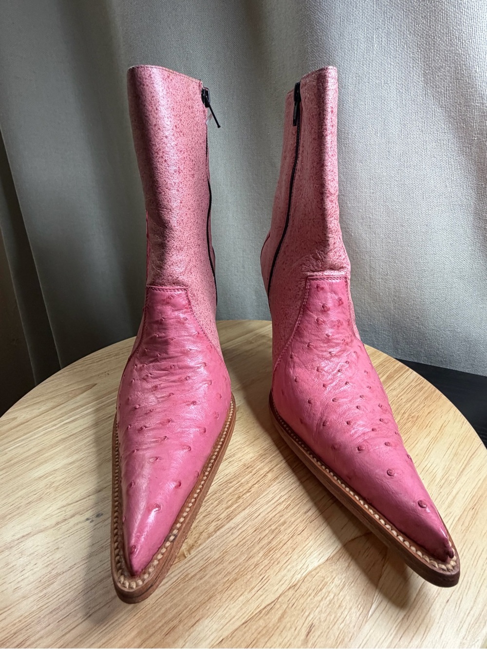 Lagarto women’s ostrich boots - Picture 4 of 8